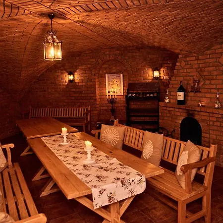 Impresja - Goscinne Na Nadbuzanskich Lakach Borsuki (Losice)