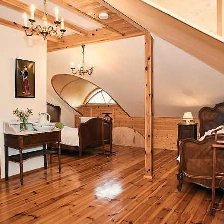 Bed and Breakfast Impresja - Goscinne Na Nadbuzanskich Lakach 3*