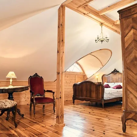 Impresja - Goscinne Na Nadbuzanskich Lakach Borsuki (Losice)